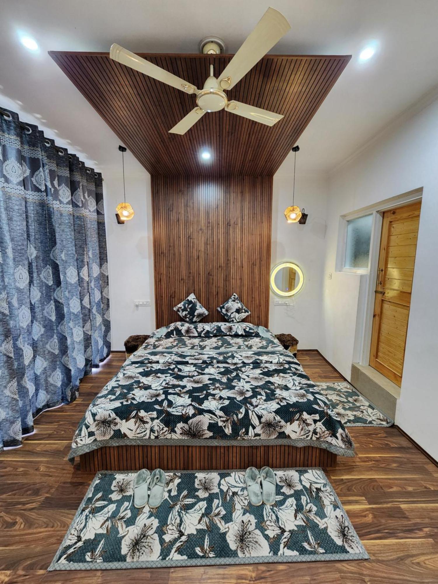 Serenity Inn Home Stay Srinagar  Bagian luar foto