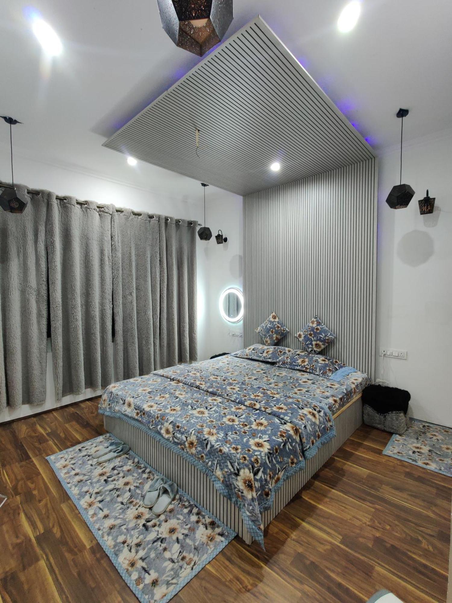 Serenity Inn Home Stay Srinagar  Bagian luar foto