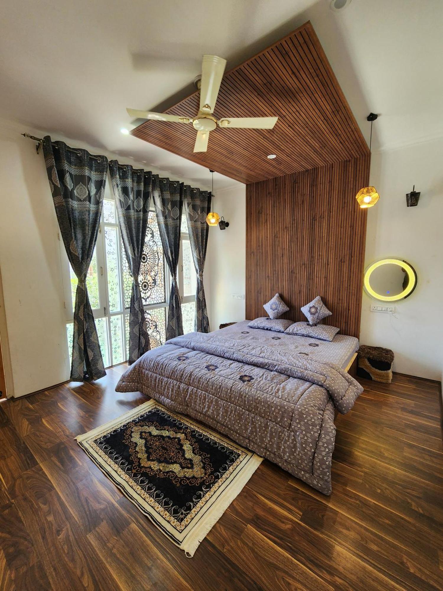 Serenity Inn Home Stay Srinagar  Bagian luar foto